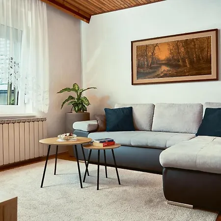 Apartment Schneider Living *