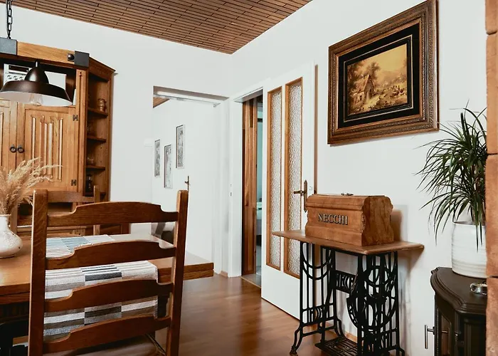 Apartment Schneider Living *